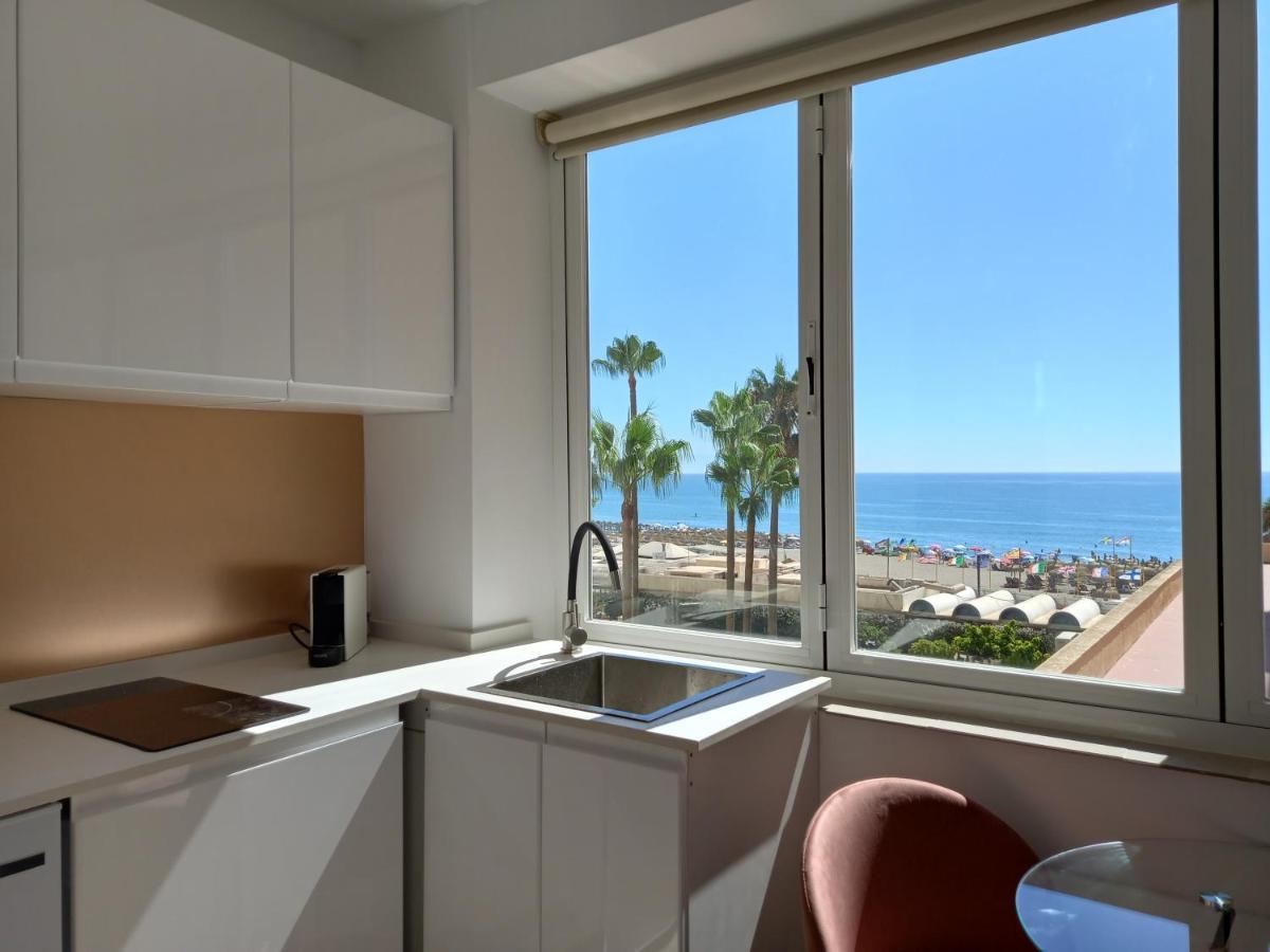 Torremolinos,Estudio Junto Al Mar En La Carihuela Bagian luar foto